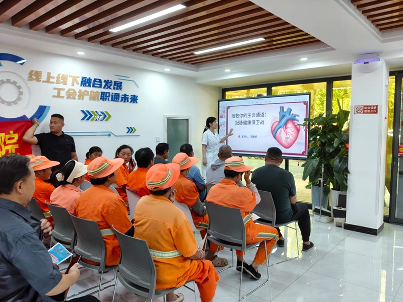 经二路社区送清凉3.jpeg