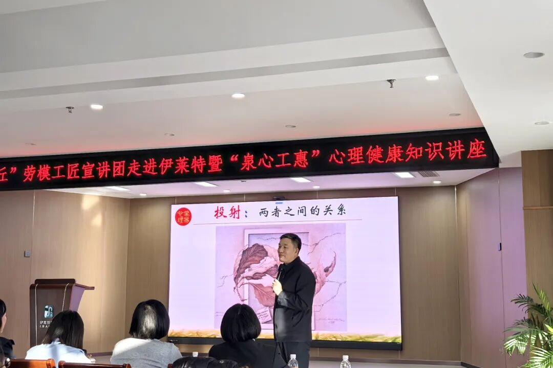 1764317199717100.png 1764317199717100.png