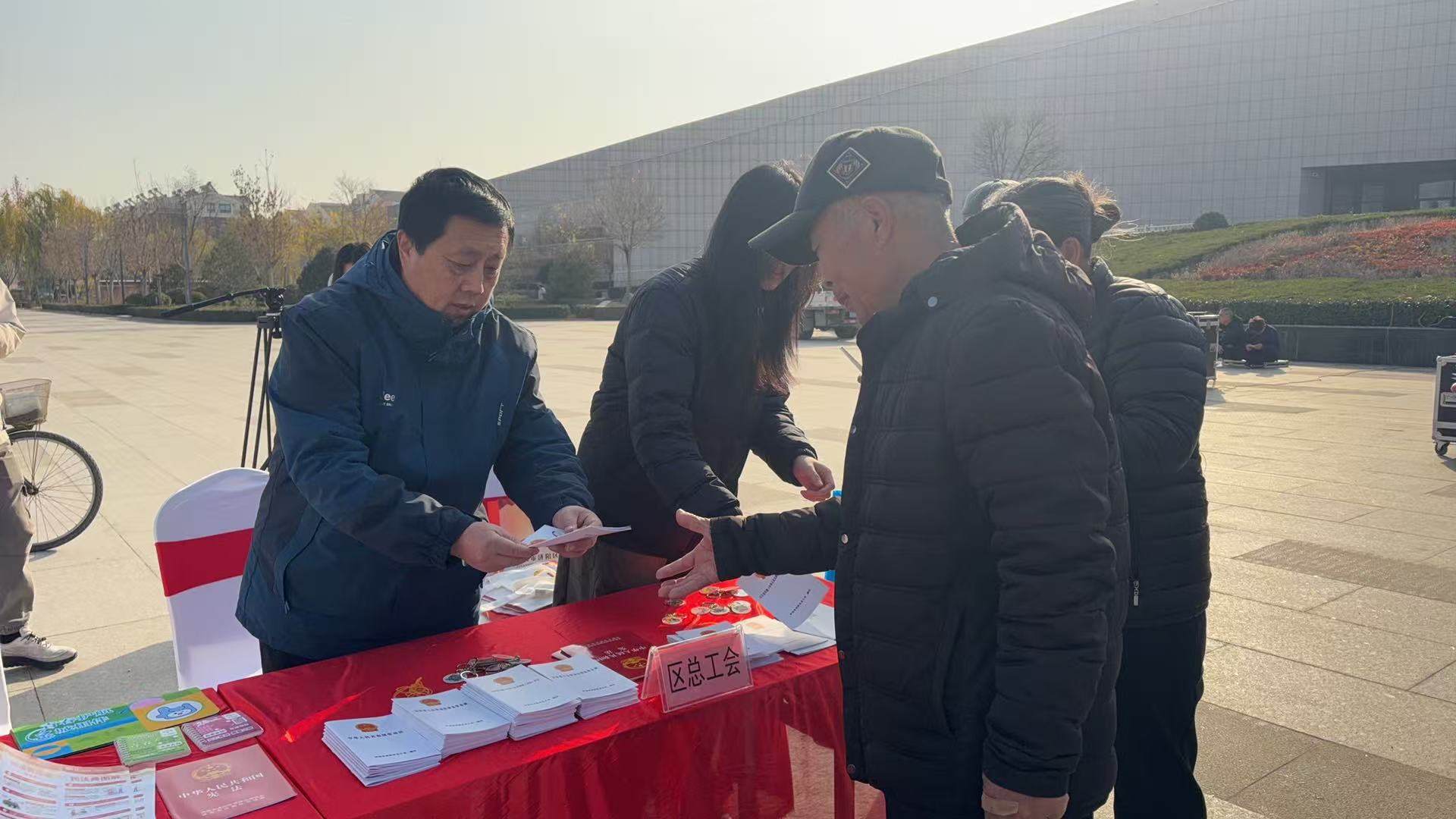 1764664126598144.jpg 图片1.jpg