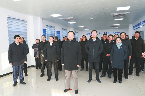 1704596959884271.jpg 刘4.jpg